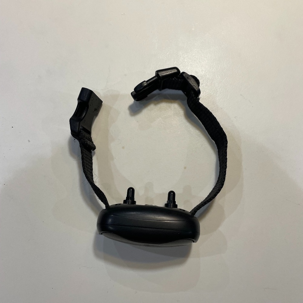 Stopwoofer No Shock Bark Collar for Dogs